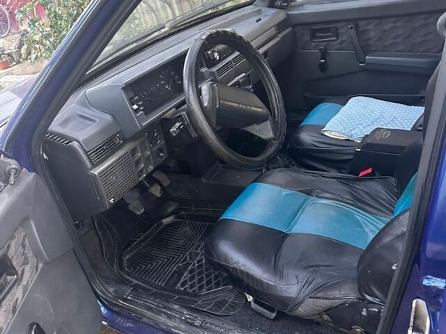 Синий ВАЗ 2109, объемом двигателя 1.5 л и пробегом 169 тыс. км за 1300 $, фото 5 на Automoto.ua