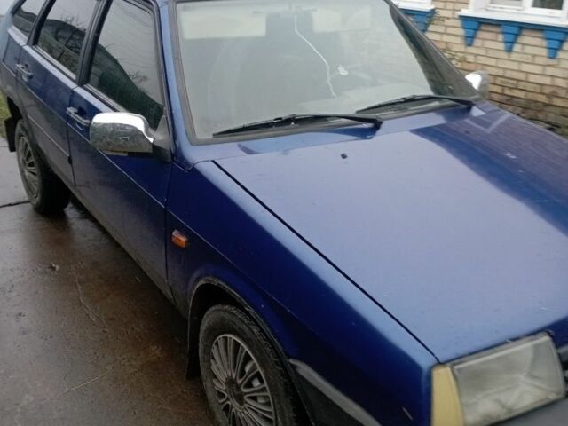 Синий ВАЗ 2109, объемом двигателя 1.5 л и пробегом 570 тыс. км за 1115 $, фото 2 на Automoto.ua