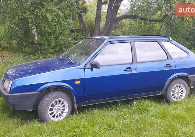 Синий ВАЗ 2109, объемом двигателя 1.5 л и пробегом 230 тыс. км за 2200 $, фото 1 на Automoto.ua