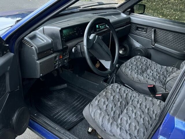 Синій ВАЗ 2109, об'ємом двигуна 1.5 л та пробігом 262 тис. км за 2000 $, фото 6 на Automoto.ua