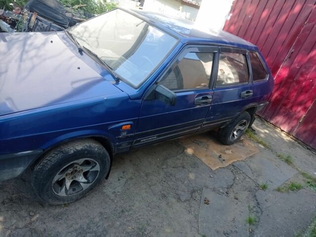 Синій ВАЗ 2109, об'ємом двигуна 1.5 л та пробігом 204 тис. км за 897 $, фото 1 на Automoto.ua
