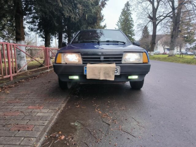 Синій ВАЗ 2109, об'ємом двигуна 5 л та пробігом 250 тис. км за 970 $, фото 4 на Automoto.ua