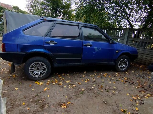Синий ВАЗ 2109, объемом двигателя 1.5 л и пробегом 100 тыс. км за 700 $, фото 8 на Automoto.ua