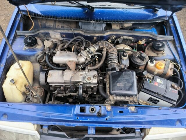 Синий ВАЗ 2109, объемом двигателя 1.5 л и пробегом 248 тыс. км за 1200 $, фото 4 на Automoto.ua