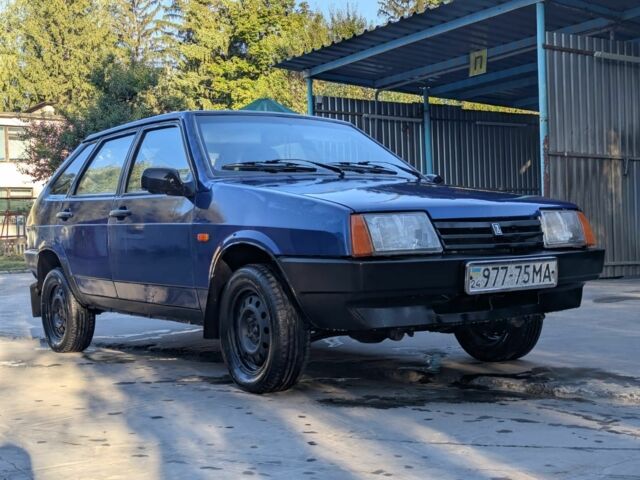 Синий ВАЗ 2109, объемом двигателя 1.5 л и пробегом 371 тыс. км за 1200 $, фото 1 на Automoto.ua