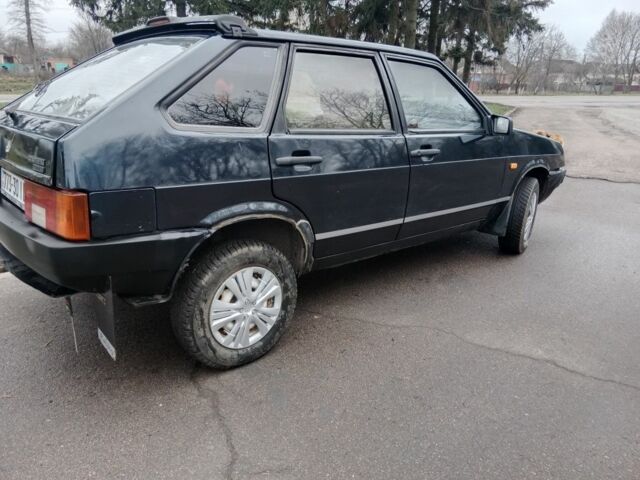 Синий ВАЗ 2109, объемом двигателя 1 л и пробегом 230 тыс. км за 1550 $, фото 3 на Automoto.ua