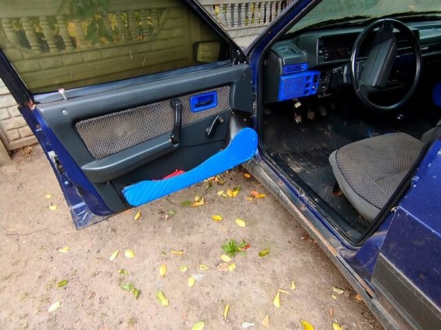 Синий ВАЗ 2109, объемом двигателя 1.5 л и пробегом 100 тыс. км за 700 $, фото 6 на Automoto.ua