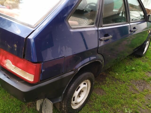 Синій ВАЗ 2109, об'ємом двигуна 1.5 л та пробігом 180 тис. км за 1000 $, фото 3 на Automoto.ua