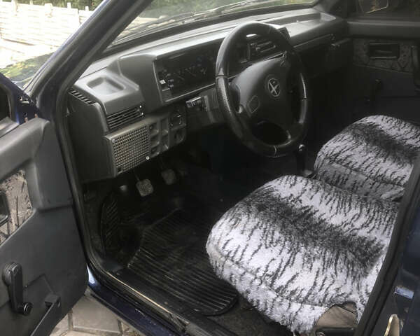 Синий ВАЗ 2109, объемом двигателя 1.5 л и пробегом 150 тыс. км за 1450 $, фото 4 на Automoto.ua
