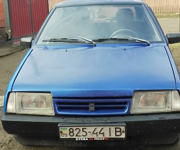 Синій ВАЗ 2109, об'ємом двигуна 1.3 л та пробігом 100 тис. км за 650 $, фото 1 на Automoto.ua