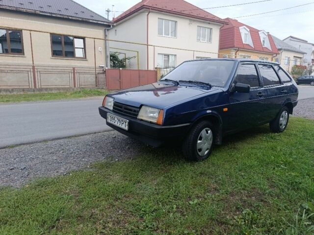 Синий ВАЗ 2109, объемом двигателя 1.5 л и пробегом 200 тыс. км за 1300 $, фото 1 на Automoto.ua