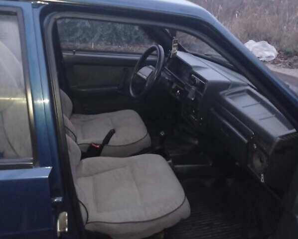 Синий ВАЗ 2109, объемом двигателя 1.5 л и пробегом 100 тыс. км за 1200 $, фото 5 на Automoto.ua