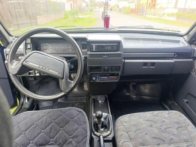 Синий ВАЗ 2109, объемом двигателя 1.5 л и пробегом 200 тыс. км за 1300 $, фото 5 на Automoto.ua