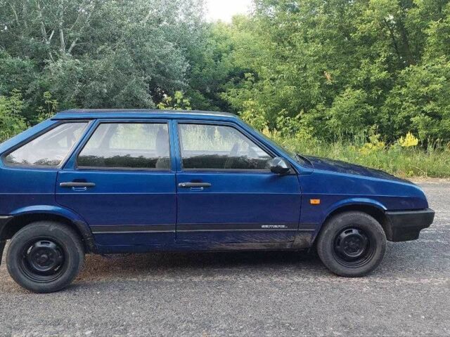 Синий ВАЗ 2109, объемом двигателя 1.5 л и пробегом 235 тыс. км за 1650 $, фото 3 на Automoto.ua