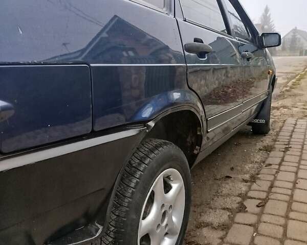 Синий ВАЗ 2109, объемом двигателя 1.5 л и пробегом 144 тыс. км за 1200 $, фото 5 на Automoto.ua