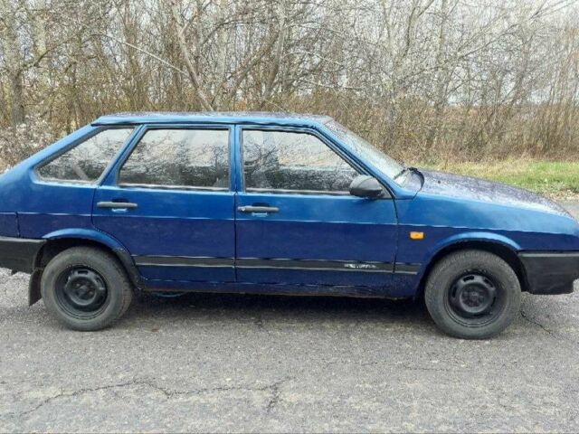 ВАЗ 2109 2004 в Пирятине на Automoto.ua Синий ВАЗ 2109, объемом двигателя 1.5 л и пробегом 236 тыс. км за 1600 $, фото 4 на Automoto.ua