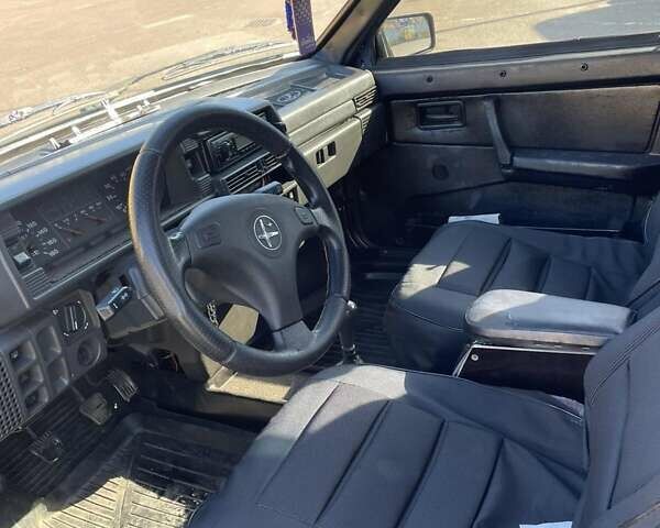 Синий ВАЗ 2109, объемом двигателя 1.5 л и пробегом 250 тыс. км за 2000 $, фото 2 на Automoto.ua