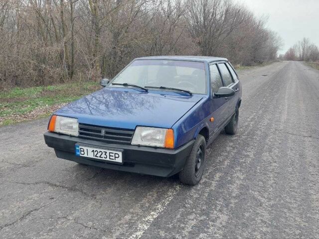 Синий ВАЗ 2109, объемом двигателя 1.5 л и пробегом 236 тыс. км за 1550 $, фото 2 на Automoto.ua