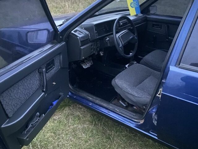 Синий ВАЗ 2109, объемом двигателя 0 л и пробегом 150 тыс. км за 898 $, фото 5 на Automoto.ua