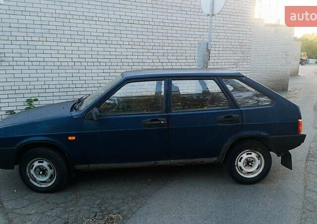 Синий ВАЗ 2109, объемом двигателя 1.5 л и пробегом 130 тыс. км за 1500 $, фото 2 на Automoto.ua
