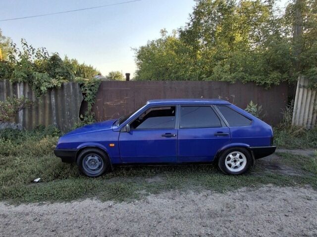 Синий ВАЗ 2109, объемом двигателя 1.5 л и пробегом 100 тыс. км за 1188 $, фото 3 на Automoto.ua