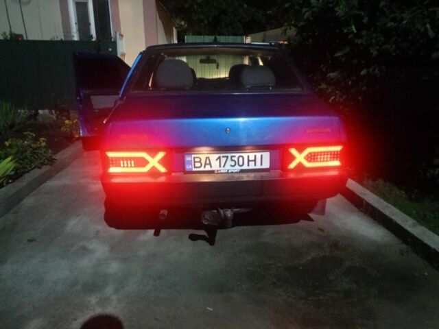 Синий ВАЗ 2109, объемом двигателя 1.5 л и пробегом 285 тыс. км за 1100 $, фото 6 на Automoto.ua