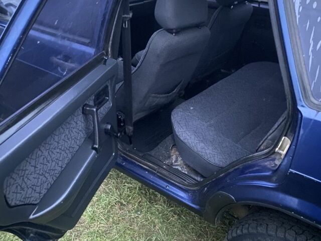 Синий ВАЗ 2109, объемом двигателя 0 л и пробегом 150 тыс. км за 898 $, фото 6 на Automoto.ua