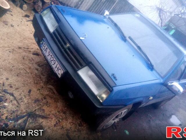 Синий ВАЗ 2109, объемом двигателя 1.5 л и пробегом 100 тыс. км за 1100 $, фото 4 на Automoto.ua