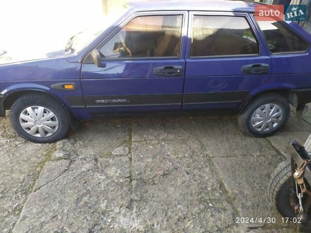 Синий ВАЗ 2109, объемом двигателя 1.5 л и пробегом 181 тыс. км за 1600 $, фото 1 на Automoto.ua