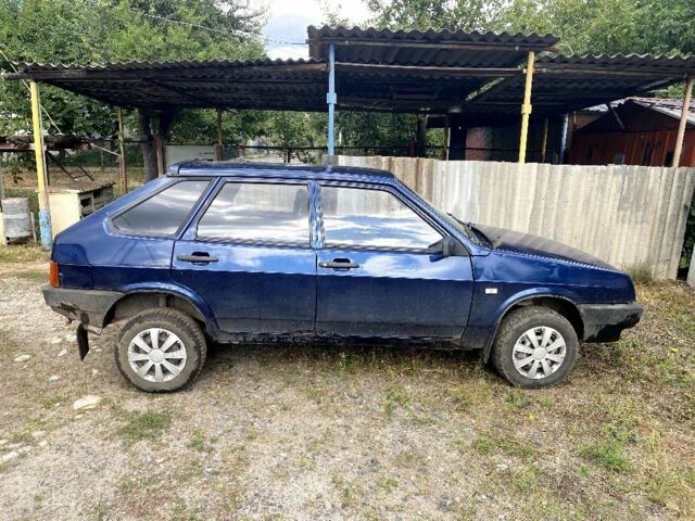 Синий ВАЗ 2109, объемом двигателя 1.5 л и пробегом 250 тыс. км за 1608 $, фото 2 на Automoto.ua