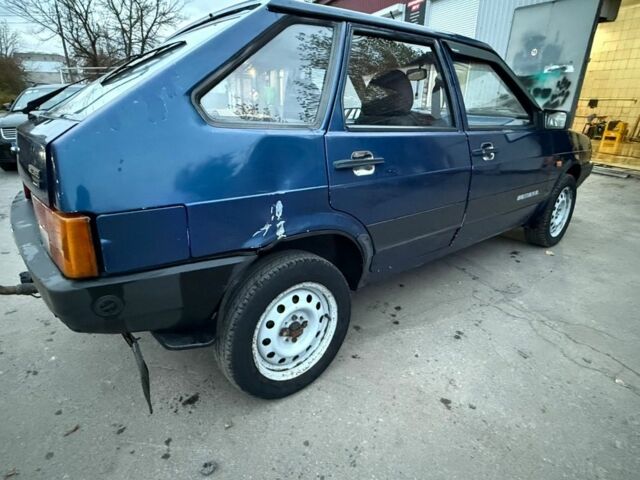 ВАЗ 2109 2004 в Виннице на Automoto.ua Синий ВАЗ 2109, объемом двигателя 1.5 л и пробегом 3 тыс. км за 850 $, фото 1 на Automoto.ua