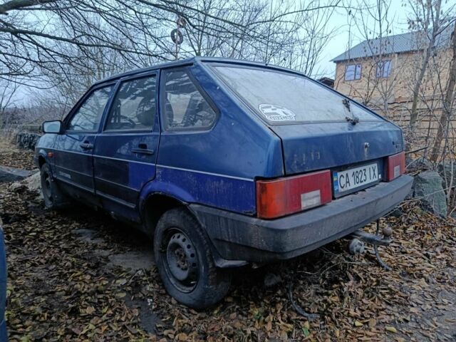 Синій ВАЗ 2109, об'ємом двигуна 1.5 л та пробігом 250 тис. км за 355 $, фото 2 на Automoto.ua