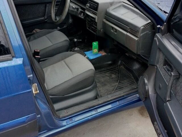 Синій ВАЗ 2109, об'ємом двигуна 1.5 л та пробігом 416 тис. км за 1424 $, фото 4 на Automoto.ua