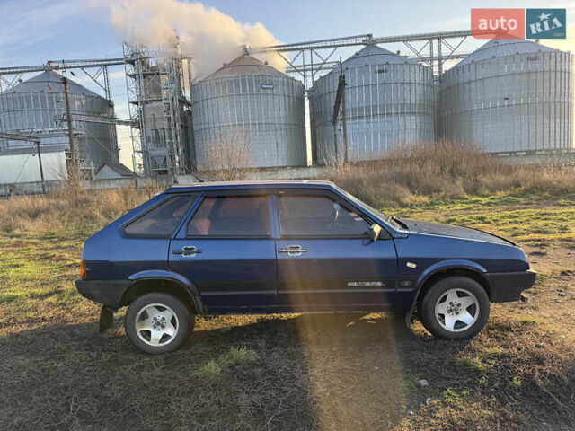 Синий ВАЗ 2109, объемом двигателя 1.5 л и пробегом 243 тыс. км за 1500 $, фото 3 на Automoto.ua