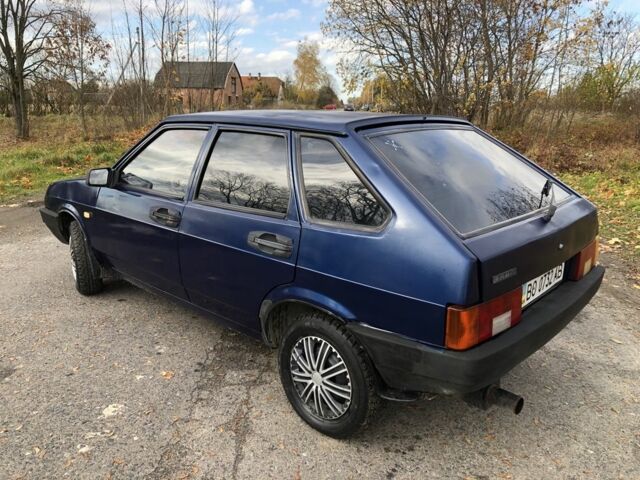 Синій ВАЗ 2109, об'ємом двигуна 1.5 л та пробігом 245 тис. км за 750 $, фото 2 на Automoto.ua