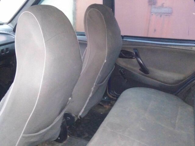 Синий ВАЗ 2109, объемом двигателя 1.5 л и пробегом 160 тыс. км за 1150 $, фото 6 на Automoto.ua