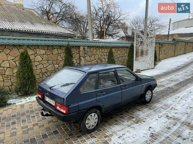 Синій ВАЗ 2109, об'ємом двигуна 1.5 л та пробігом 200 тис. км за 1050 $, фото 4 на Automoto.ua