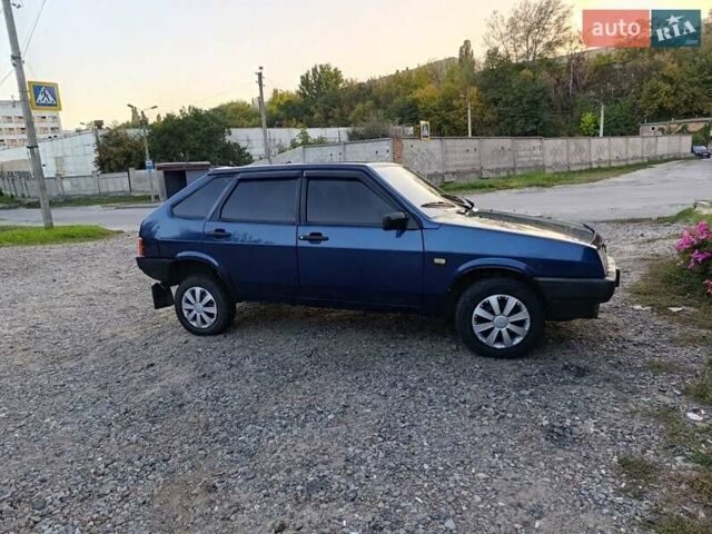 Синий ВАЗ 2109, объемом двигателя 1.5 л и пробегом 180 тыс. км за 1200 $, фото 1 на Automoto.ua