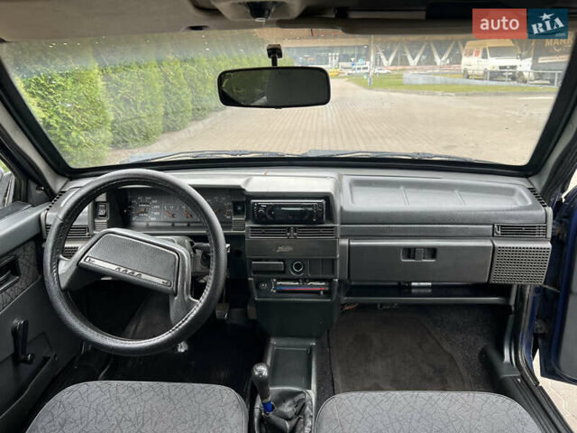 Синій ВАЗ 2109, об'ємом двигуна 1.5 л та пробігом 245 тис. км за 1150 $, фото 10 на Automoto.ua