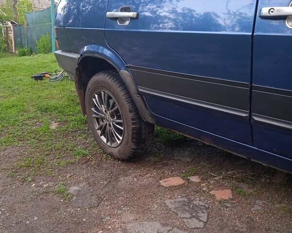 Синий ВАЗ 2109, объемом двигателя 1.5 л и пробегом 148 тыс. км за 2400 $, фото 19 на Automoto.ua