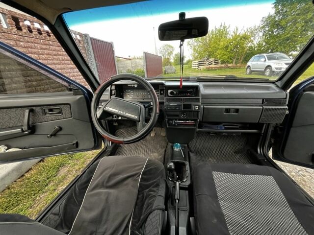 Синий ВАЗ 2109, объемом двигателя 1.5 л и пробегом 85 тыс. км за 1800 $, фото 2 на Automoto.ua