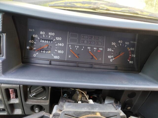 Синій ВАЗ 2109, об'ємом двигуна 1.5 л та пробігом 235 тис. км за 1500 $, фото 2 на Automoto.ua