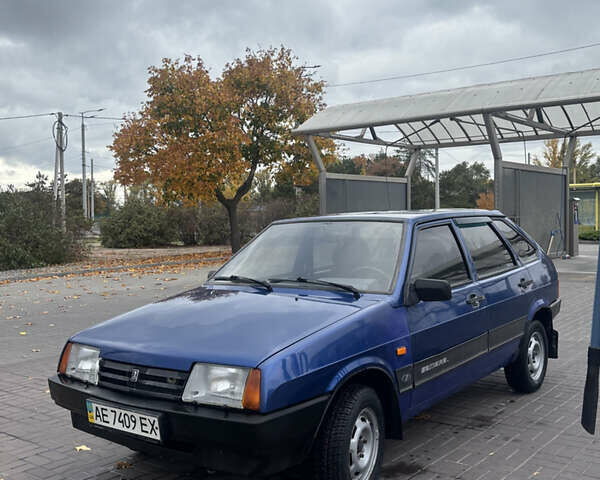 Синий ВАЗ 2109, объемом двигателя 1.5 л и пробегом 190 тыс. км за 2000 $, фото 1 на Automoto.ua