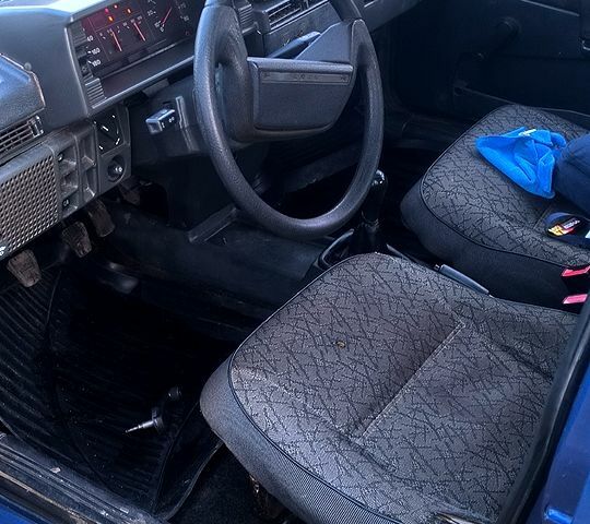 Синій ВАЗ 2109, об'ємом двигуна 1.5 л та пробігом 312 тис. км за 1399 $, фото 2 на Automoto.ua