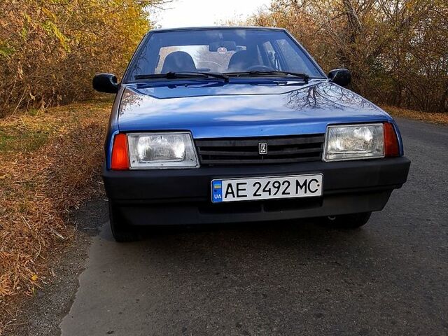Синий ВАЗ 2109, объемом двигателя 1.5 л и пробегом 180 тыс. км за 1750 $, фото 4 на Automoto.ua