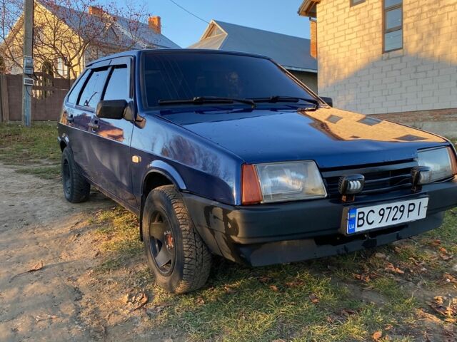 Синий ВАЗ 2109, объемом двигателя 1.5 л и пробегом 180 тыс. км за 1500 $, фото 1 на Automoto.ua