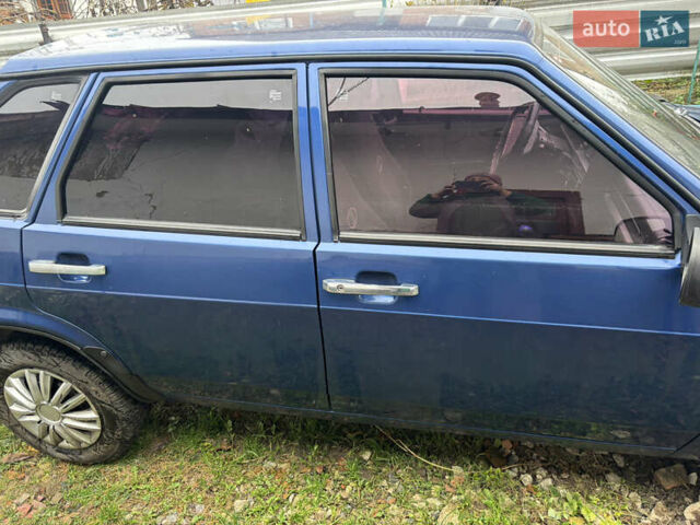 Синий ВАЗ 2109, объемом двигателя 1.5 л и пробегом 115 тыс. км за 2800 $, фото 4 на Automoto.ua