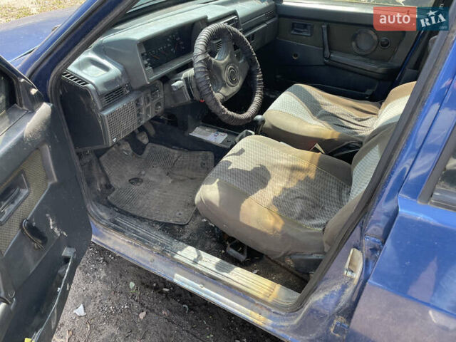 Синий ВАЗ 2109, объемом двигателя 1.5 л и пробегом 372 тыс. км за 600 $, фото 13 на Automoto.ua
