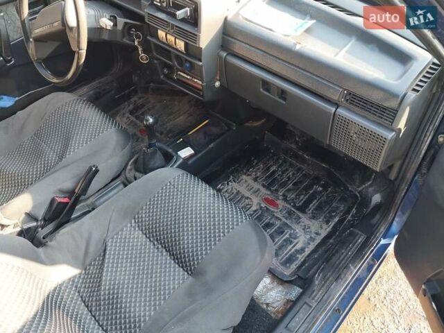Синій ВАЗ 2109, об'ємом двигуна 1.5 л та пробігом 290 тис. км за 1800 $, фото 4 на Automoto.ua