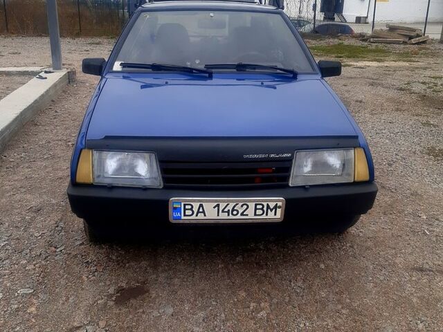 Синий ВАЗ 2109, объемом двигателя 1.5 л и пробегом 198 тыс. км за 3100 $, фото 5 на Automoto.ua